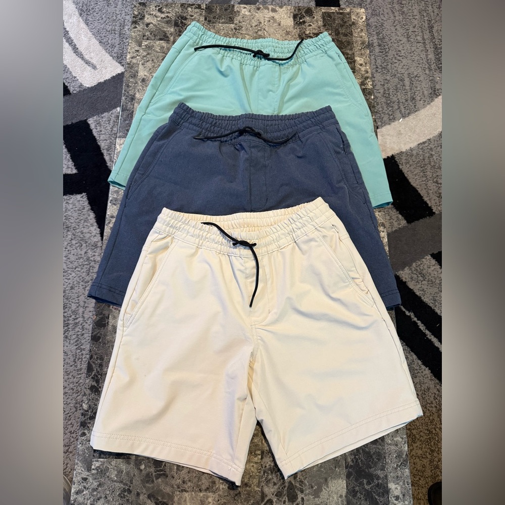 all in motion Men's Athletic Shorts set of 3 size small